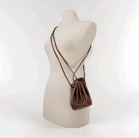 Italian Vintage Brown Leather Crossbody Mini Bag Minimalist We Were Born Free - Picture 14 of 15